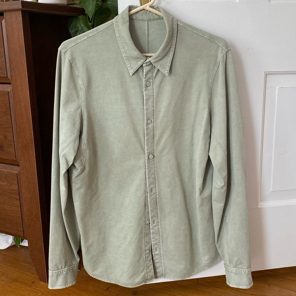 Lululemon Commission Longsleeve Button Up- Light Green
